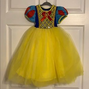 trish scully snow white